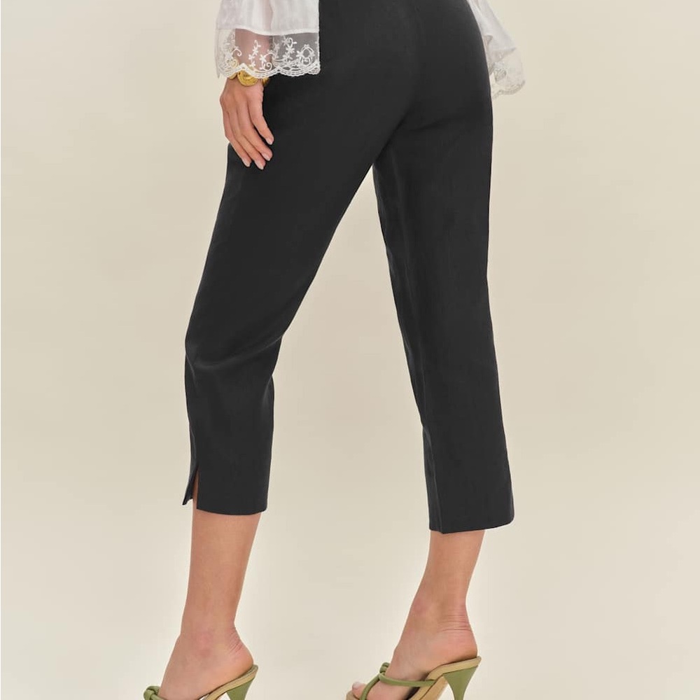 Reformation Petra Linen Low Rise Pedal Pusher Pant